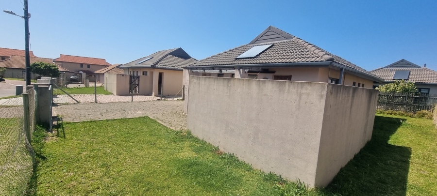 3 Bedroom Property for Sale in Kidds Beach Eastern Cape